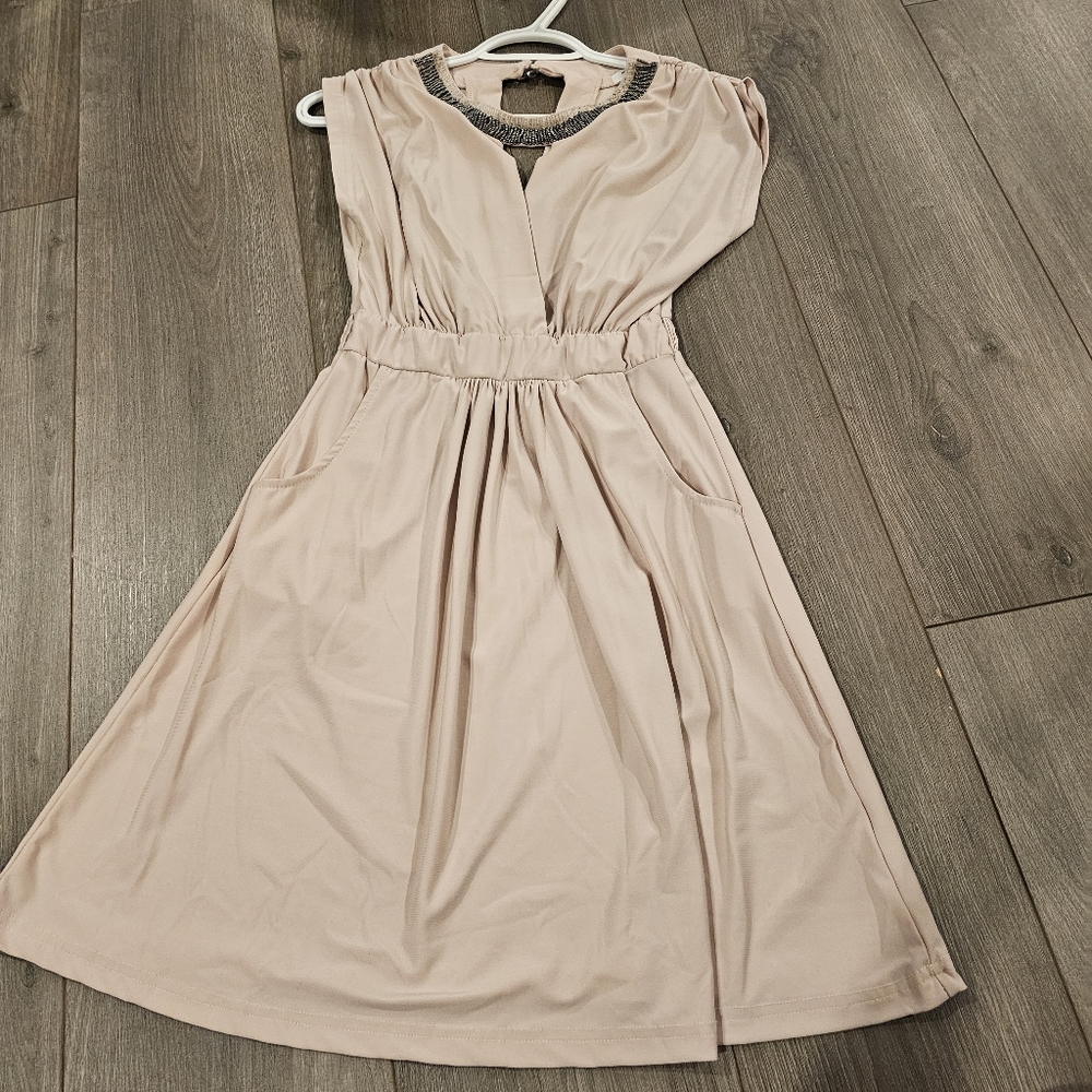 Pink pretty dress with nice detailing